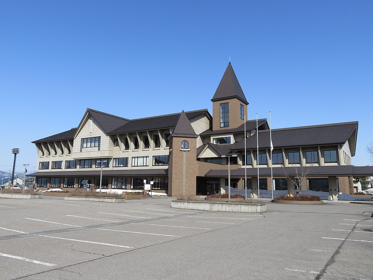 本郷地域づくりセンター外観