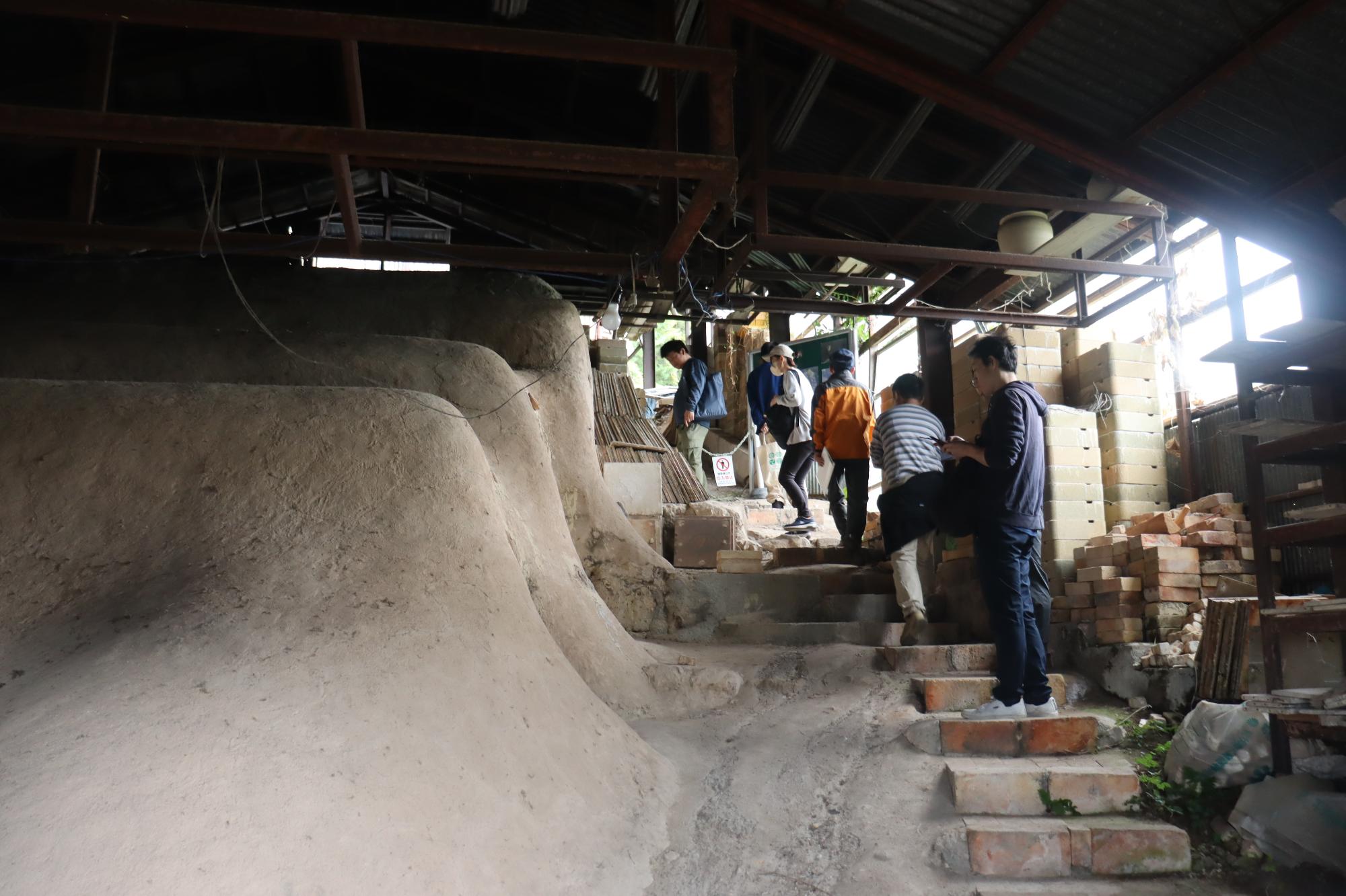 町散策（会津本郷焼宗像窯）