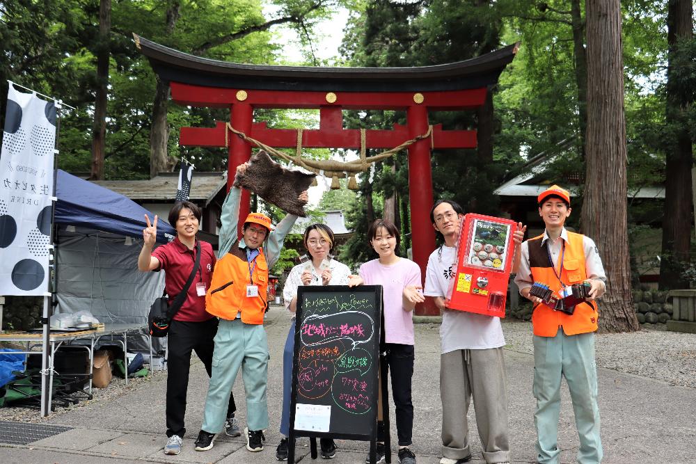第40回あやめ祭り地域おこし協力隊集合写真