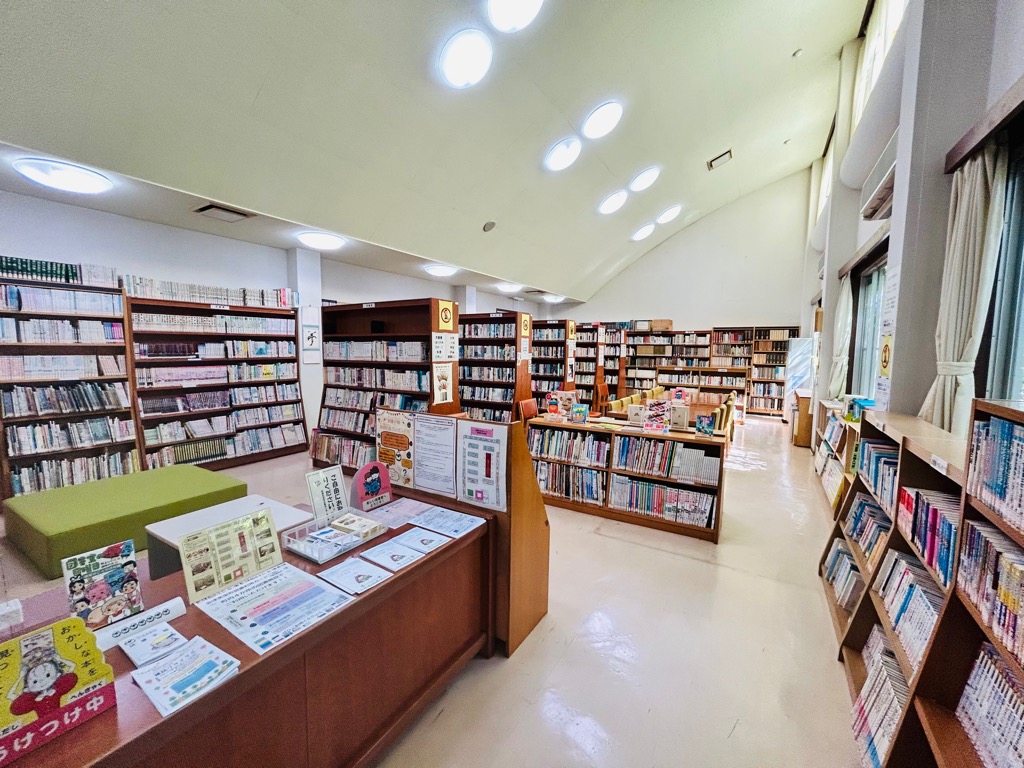 新鶴地域づくりセンター分館 図書室