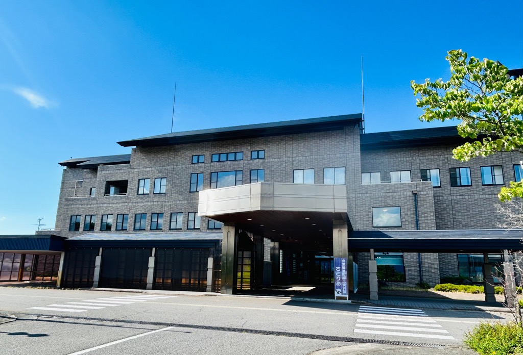 新鶴地域づくりセンター 外観