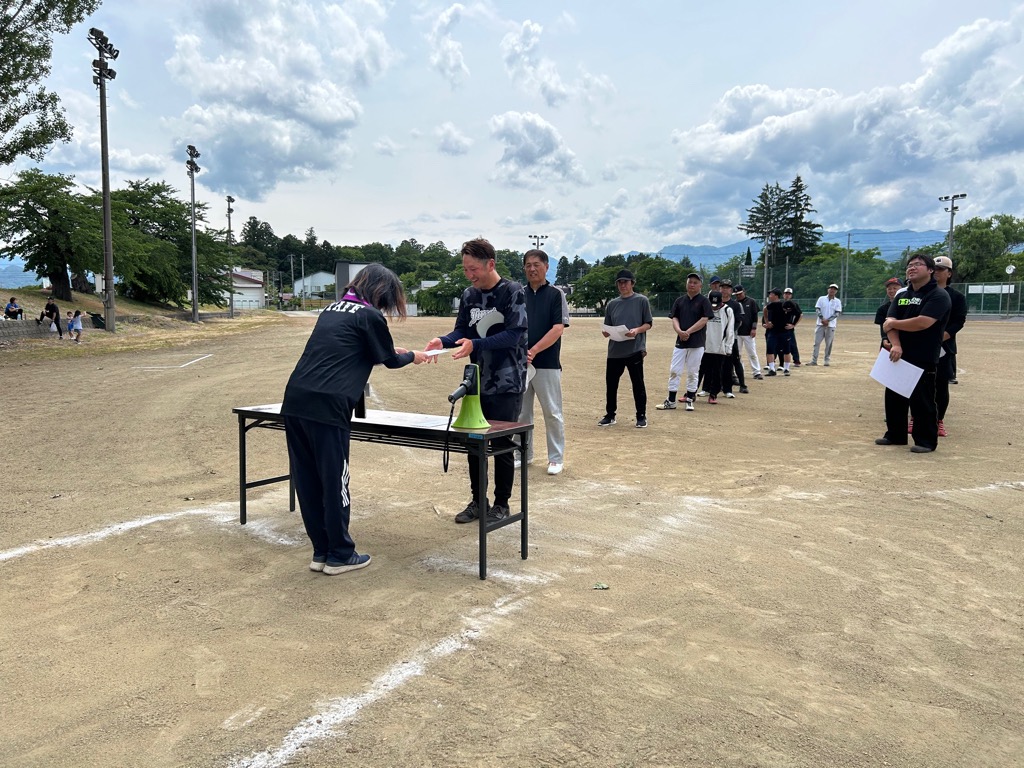 高田地域ソフトボール大会表彰式